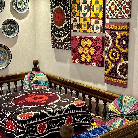 Emirhan Hotel Szamarkand Kültér fotó