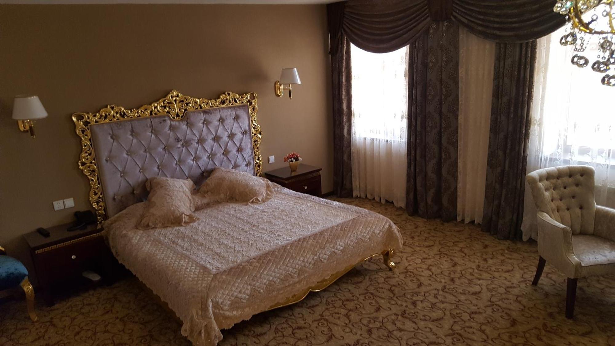 Emirhan Hotel Szamarkand Kültér fotó