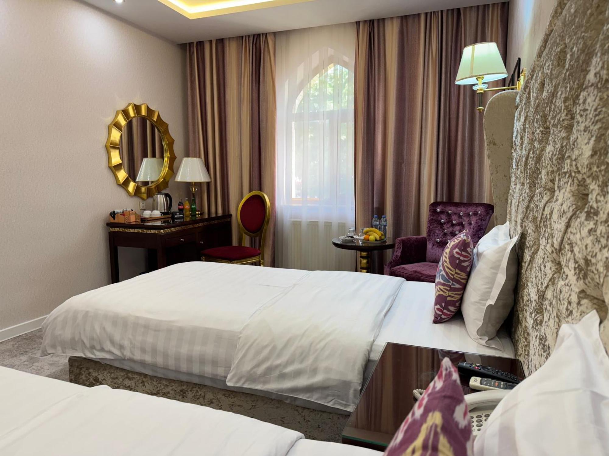 Emirhan Hotel Szamarkand Kültér fotó