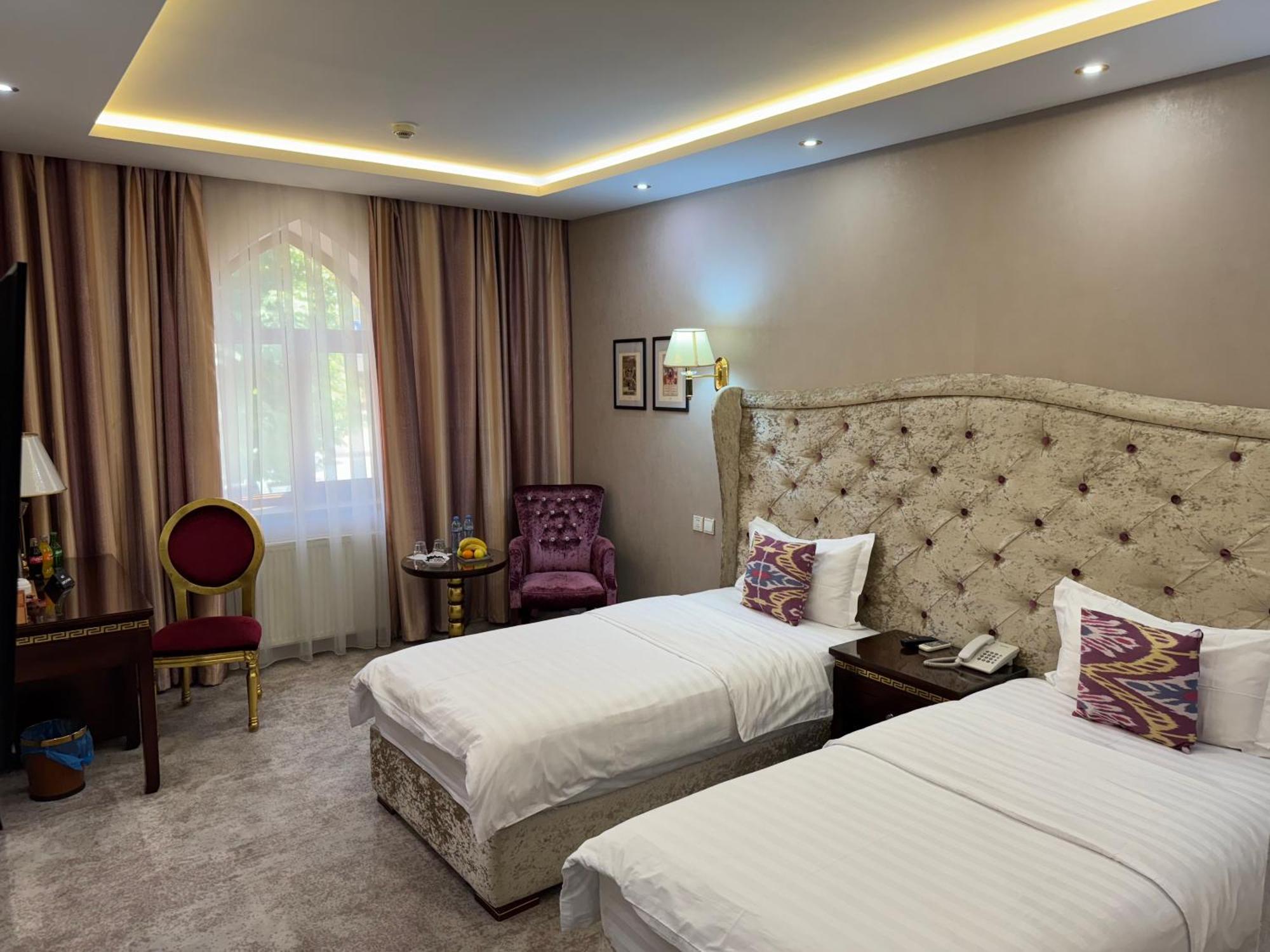 Emirhan Hotel Szamarkand Kültér fotó