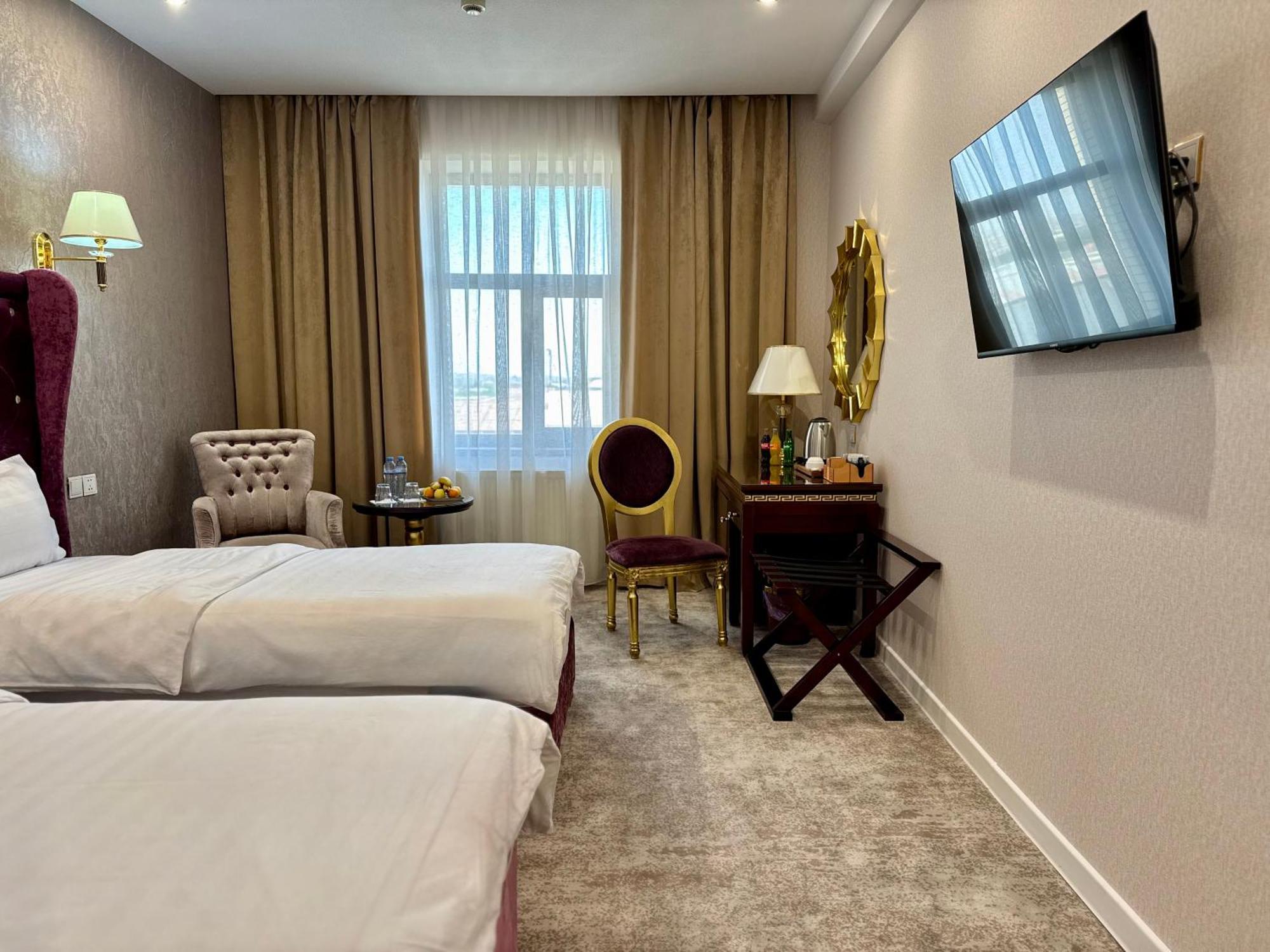 Emirhan Hotel Szamarkand Kültér fotó